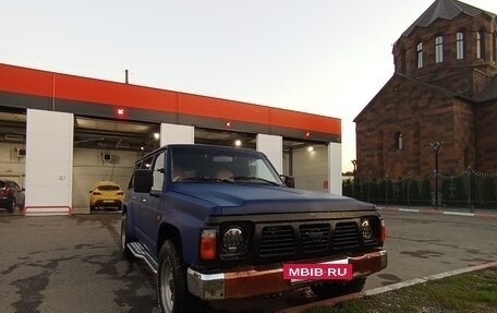 Nissan Patrol, 1990 год, 450 000 рублей, 3 фотография