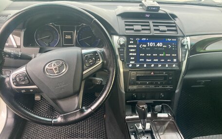 Toyota Camry, 2015 год, 2 000 000 рублей, 4 фотография