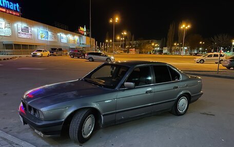 BMW 5 серия, 1990 год, 550 000 рублей, 10 фотография