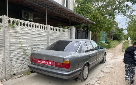 BMW 5 серия, 1990 год, 550 000 рублей, 3 фотография