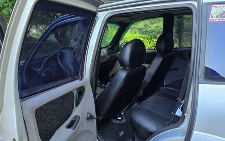 Chevrolet Niva I рестайлинг, 2005 год, 310 000 рублей, 4 фотография