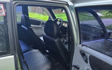 Chevrolet Niva I рестайлинг, 2005 год, 310 000 рублей, 6 фотография