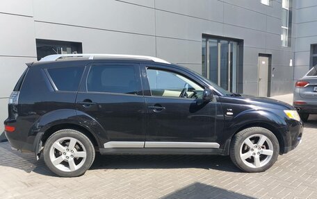 Mitsubishi Outlander III рестайлинг 3, 2007 год, 995 000 рублей, 5 фотография