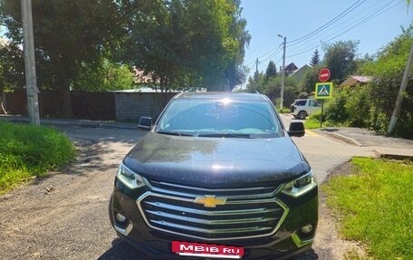 Chevrolet Traverse II, 2021 год, 4 400 000 рублей, 2 фотография
