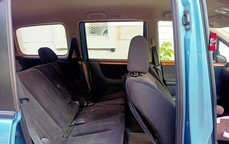 Nissan Lafesta I, 2008 год, 695 000 рублей, 2 фотография