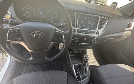 Hyundai Solaris II рестайлинг, 2019 год, 1 350 000 рублей, 6 фотография