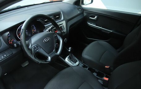 KIA Rio III рестайлинг, 2017 год, 990 000 рублей, 10 фотография