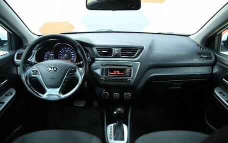 KIA Rio III рестайлинг, 2017 год, 990 000 рублей, 12 фотография