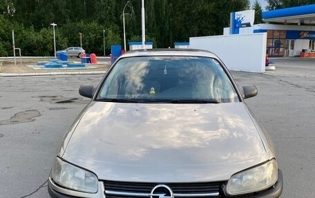 Opel Omega B, 1996 год, 300 000 рублей, 3 фотография
