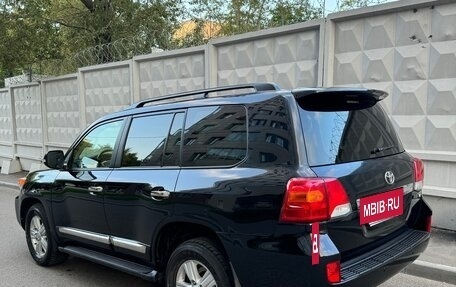 Toyota Land Cruiser 200, 2012 год, 4 550 000 рублей, 2 фотография