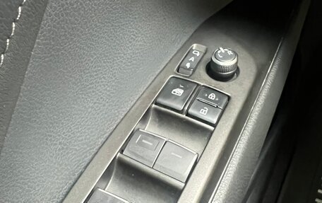 Toyota Camry, 2021 год, 2 590 000 рублей, 14 фотография