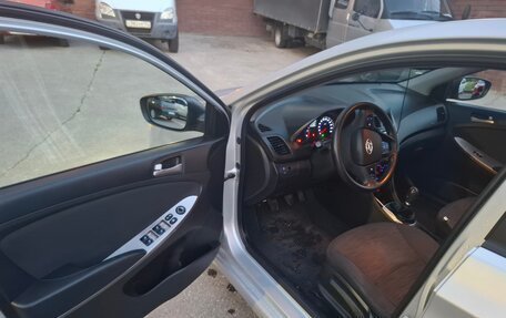 Hyundai Solaris II рестайлинг, 2014 год, 690 000 рублей, 7 фотография