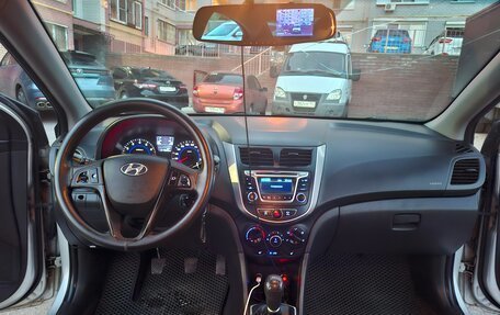 Hyundai Solaris II рестайлинг, 2014 год, 690 000 рублей, 10 фотография