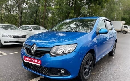 Renault Sandero II рестайлинг, 2014 год, 610 000 рублей, 3 фотография