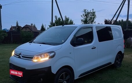 Citroen Jumpy III, 2019 год, 1 850 000 рублей, 2 фотография
