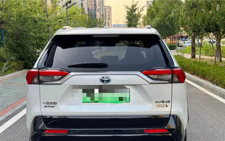 Toyota RAV4, 2022 год, 3 371 000 рублей, 5 фотография