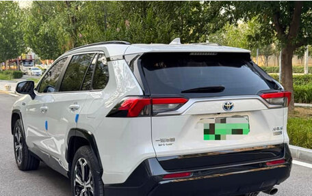 Toyota RAV4, 2022 год, 3 371 000 рублей, 4 фотография