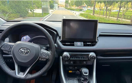 Toyota RAV4, 2022 год, 3 371 000 рублей, 8 фотография