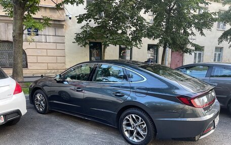 Hyundai Sonata VIII, 2020 год, 2 390 000 рублей, 2 фотография