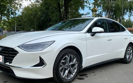 Hyundai Sonata VIII, 2021 год, 2 100 000 рублей, 11 фотография