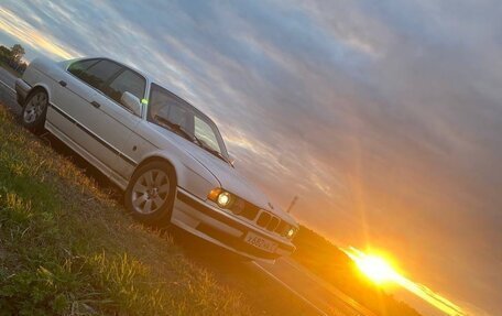 BMW 5 серия, 1992 год, 250 000 рублей, 2 фотография