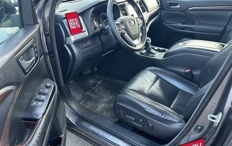 Toyota Highlander III, 2014 год, 2 399 000 рублей, 5 фотография