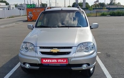 Chevrolet Niva I рестайлинг, 2010 год, 590 000 рублей, 1 фотография