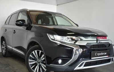 Mitsubishi Outlander III рестайлинг 3, 2019 год, 1 839 000 рублей, 1 фотография