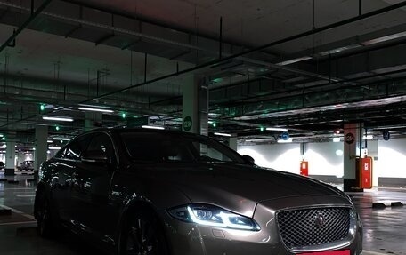 Jaguar XJ IV (X351), 2017 год, 2 790 000 рублей, 1 фотография