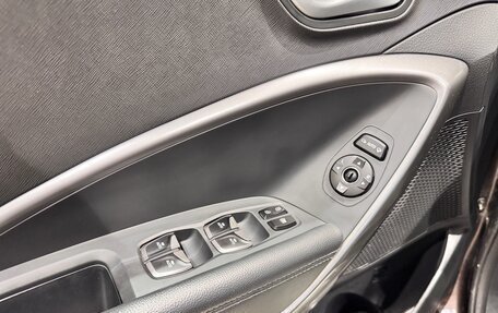 Hyundai Santa Fe III рестайлинг, 2017 год, 2 199 000 рублей, 15 фотография