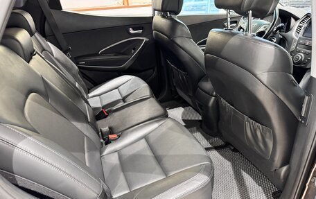 Hyundai Santa Fe III рестайлинг, 2017 год, 2 199 000 рублей, 20 фотография