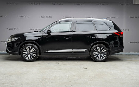 Mitsubishi Outlander III рестайлинг 3, 2013 год, 1 299 000 рублей, 5 фотография