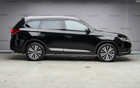 Mitsubishi Outlander III рестайлинг 3, 2013 год, 1 299 000 рублей, 6 фотография