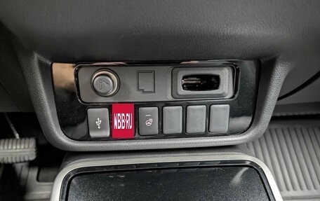 Mitsubishi Outlander III рестайлинг 3, 2013 год, 1 299 000 рублей, 20 фотография