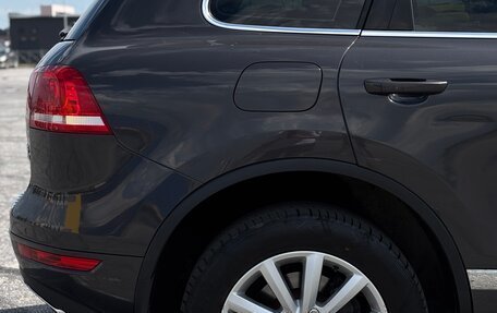 Volkswagen Touareg III, 2011 год, 1 750 000 рублей, 4 фотография