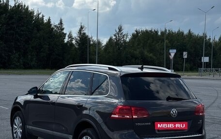 Volkswagen Touareg III, 2011 год, 1 750 000 рублей, 9 фотография