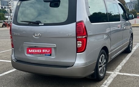 Hyundai Grand Starex Grand Starex I рестайлинг 2, 2020 год, 4 499 000 рублей, 6 фотография