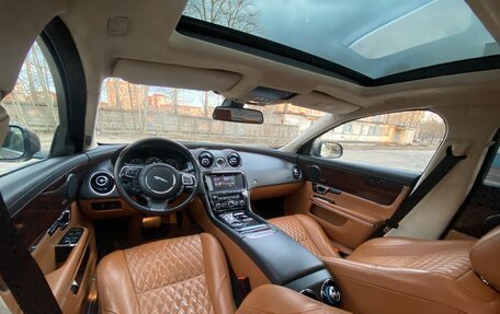 Jaguar XJ IV (X351), 2017 год, 2 790 000 рублей, 3 фотография