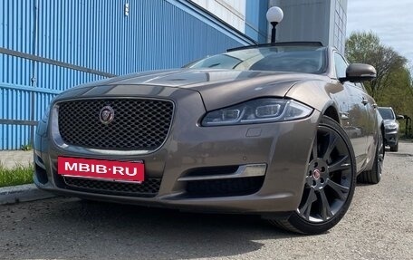 Jaguar XJ IV (X351), 2017 год, 2 790 000 рублей, 7 фотография