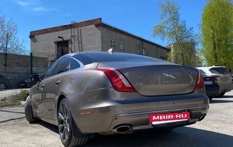Jaguar XJ IV (X351), 2017 год, 2 790 000 рублей, 8 фотография
