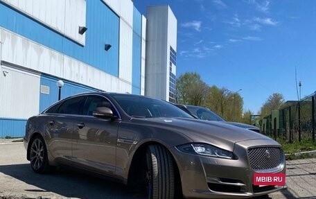 Jaguar XJ IV (X351), 2017 год, 2 790 000 рублей, 9 фотография
