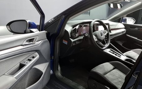 Volkswagen Golf VIII, 2022 год, 2 140 000 рублей, 5 фотография