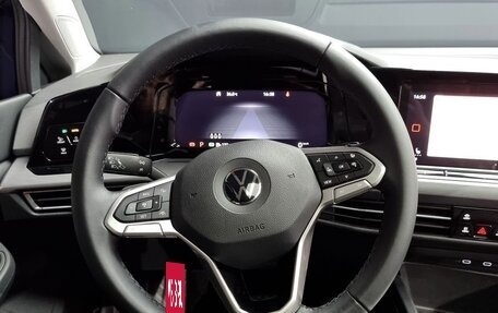 Volkswagen Golf VIII, 2022 год, 2 140 000 рублей, 8 фотография