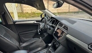 Volkswagen Tiguan II, 2019 год, 2 350 000 рублей, 5 фотография