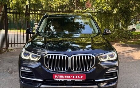 BMW X5, 2019 год, 6 900 000 рублей, 2 фотография