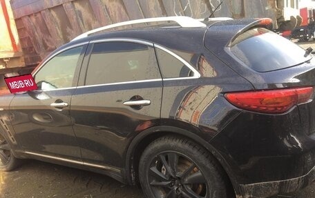 Infiniti QX70, 2017 год, 3 200 000 рублей, 6 фотография