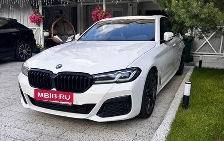 BMW 5 серия, 2020 год, 4 750 000 рублей, 2 фотография