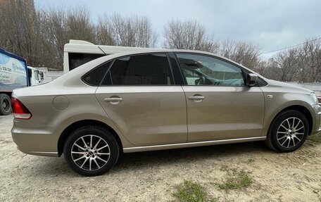 Volkswagen Polo VI (EU Market), 2016 год, 1 200 000 рублей, 2 фотография
