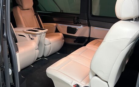 Mercedes-Benz V-Класс, 2022 год, 9 800 000 рублей, 10 фотография