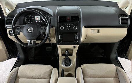 Volkswagen Touran III, 2012 год, 1 225 000 рублей, 17 фотография